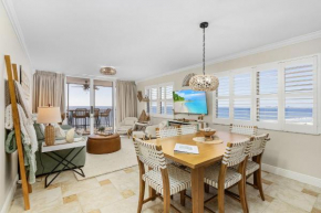 Gulf & Bay Views! 6th Floor Condo w/ Pool & BBQ
